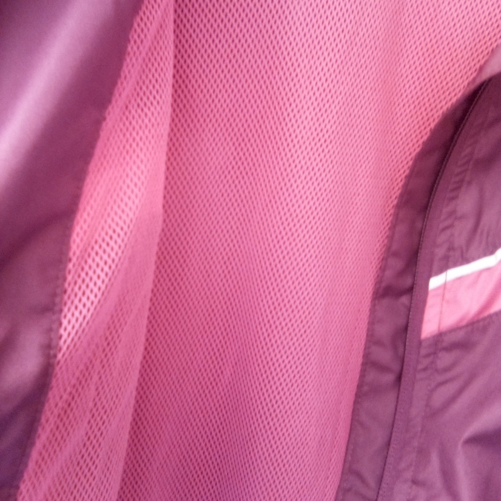 Windbreaker - Picture 2 of 3
